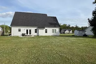310 Murphy Dr, Jacksonville, NC 28540 - Photo 2