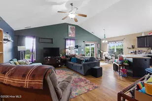 1352 Old Comfort Hwy, Trenton, NC 28585 - Photo 4