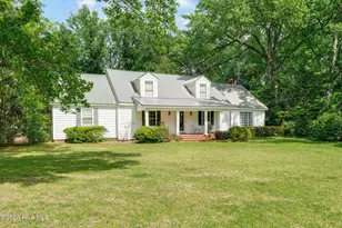 218 N Duplin St, Wallace, NC 28466 - Photo 2