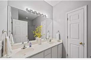 2207 Locksley Woods Dr, Greenville, NC 27858 - Photo 14