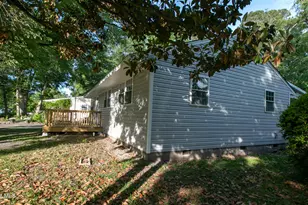 6757 Pitt St, Grifton, NC 28530 - Photo 8