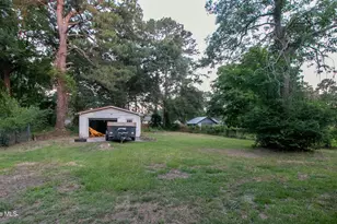 6757 Pitt St, Grifton, NC 28530 - Photo 10