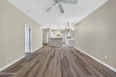 1034 Avenshire Circle, Wilmington, NC 28412 - Photo 8