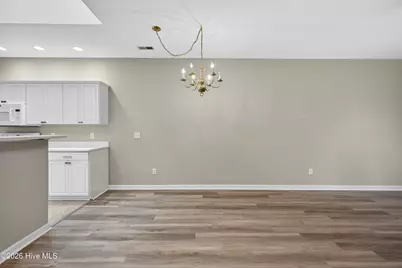 1034 Avenshire Circle, Wilmington, NC 28412 - Photo 12