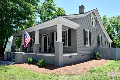 319 W Grubb Street, Hertford, NC 27944 - Photo 1
