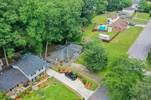 327 Oak Lake Dr, Martinez, GA 30907 - Photo 2
