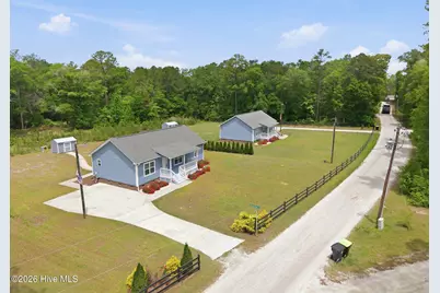 1621 Honey Do Lane NE, Leland, NC 28451 - Photo 4