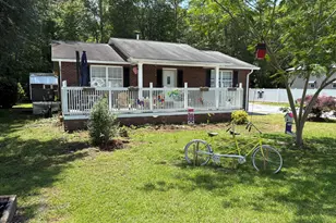 144 Waccamaw Shores Rd, Lake Waccamaw, NC 28450 - Photo 10