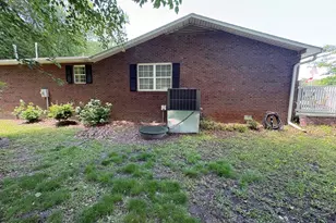 144 Waccamaw Shores Rd, Lake Waccamaw, NC 28450 - Photo 12