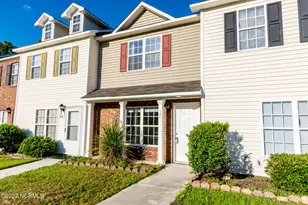 104 Spring Meadow Cir, Jacksonville, NC 28546 - Photo 2