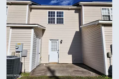 205 Bridgewood Drive, Jacksonville, NC 28546 - Photo 4