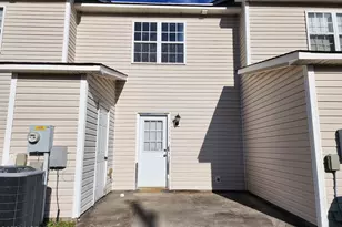 205 Bridgewood Dr, Jacksonville, NC 28546 - Photo 4