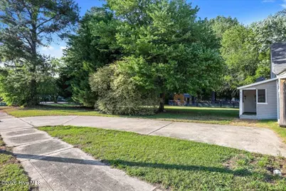 501 N Raiford Street, Selma, NC 27576 - Photo 6