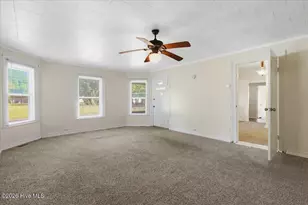 501 N Raiford St, Selma, NC 27576 - Photo 8