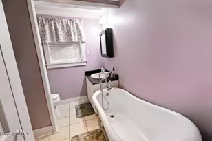 207 S Walker St, Burgaw, NC 28425 - Photo 22