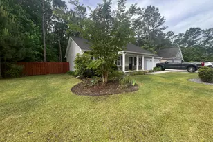 864 Old Folkstone Rd, Sneads Ferry, NC 28460 - Photo 2