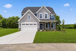 370 Glade Dr, Aberdeen, NC 28315 - Photo 1