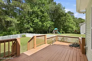 302 Coldwater Dr, Swansboro, NC 28584 - Photo 8