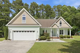 302 Coldwater Dr, Swansboro, NC 28584 - Photo 2