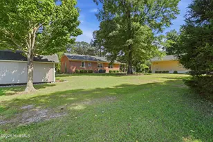 5218 Carr Dr, Grifton, NC 28530 - Photo 8