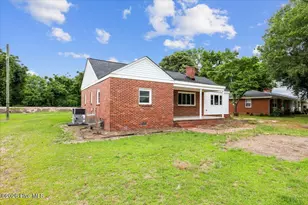 315 Commercial Ave, Stantonsburg, NC 27883 - Photo 2