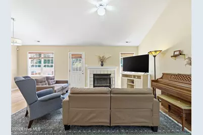 104 Chestnut Court, Jacksonville, NC 28546 - Photo 4