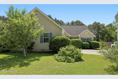 104 Chestnut Court, Jacksonville, NC 28546 - Photo 2