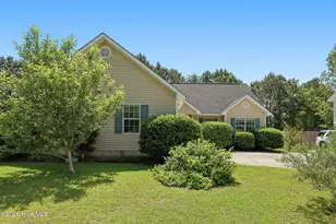 104 Chestnut Ct, Jacksonville, NC 28546 - Photo 2