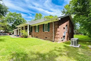 108 Deerfield Rd, Jacksonville, NC 28540 - Photo 2