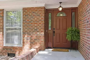 225 Churchill Dr, Greenville, NC 27858 - Photo 8