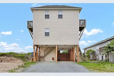 608 S Shore Drive, Surf City, NC 28445 - Photo 2