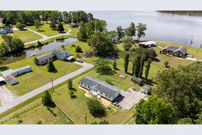 190 Riverview Drive, Hertford, NC 27944 - Photo 6