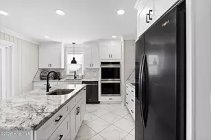 907 Ocean Blvd W, Holden Beach, NC 28462 - Photo 12