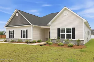 103 Jackson Hts, Jacksonville, NC 28546 - Photo 2