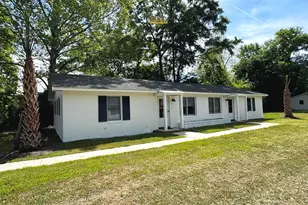 4215 Peachtree Ave, Wilmington, NC 28403 - Photo 1