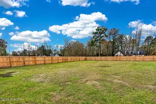 205 W Theriault Ct, Jacksonville, NC 28540 - Photo 30