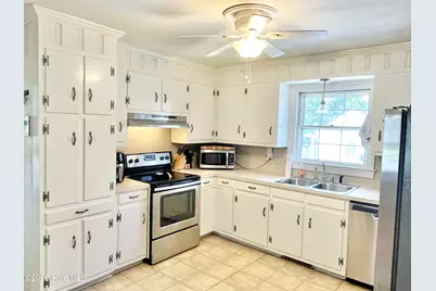 1501 Brownlea Drive, Greenville, NC 27858 - Photo 8