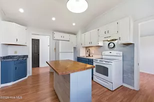 707 N B St, Bridgeton, NC 28519 - Photo 26