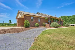 216 Phillips Rd, Bennett, NC 27208 - Photo 8