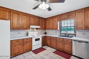 216 Phillips Rd, Bennett, NC 27208 - Photo 20