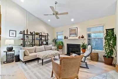 2203 Jumpin Run Drive, Wilmington, NC 28403 - Photo 8