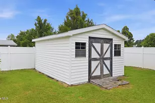 512 Buck Swamp Rd, Goldsboro, NC 27530 - Photo 8