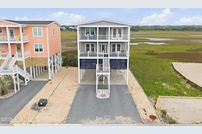 840 Ocean Boulevard W, Holden Beach, NC 28462 - Photo 2