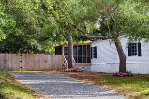 718 Shell St, Hampstead, NC 28443 - Photo 1
