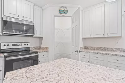 2613 Erwin Street SW, Supply, NC 28462 - Photo 6