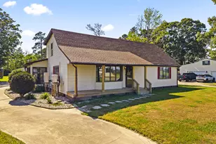 405 Driftwood Dr, Elizabeth City, NC 27909 - Photo 2