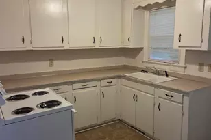 2711 E 2nd St, Greenville, NC 27858 - Photo 14