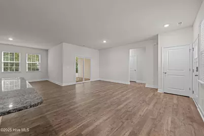 267 Lake Tyler Drive, New Bern, NC 28560 - Photo 6