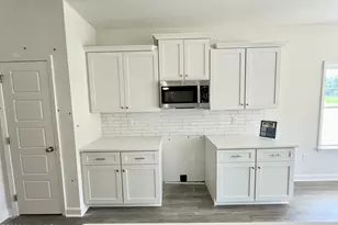 415 Creeks Edge Dr, Pikeville, NC 27863 - Photo 6