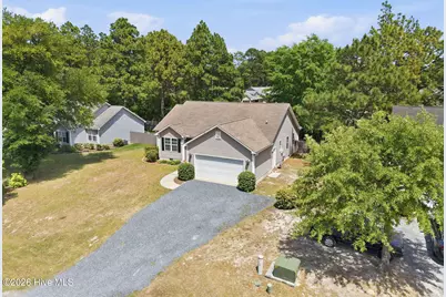 145 Pecan Lane, Aberdeen, NC 28315 - Photo 2